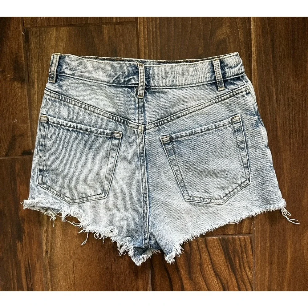 PacSun Vintage High Rise Ripped Denim Mini Shorts Light Wash Size 25‎ 2